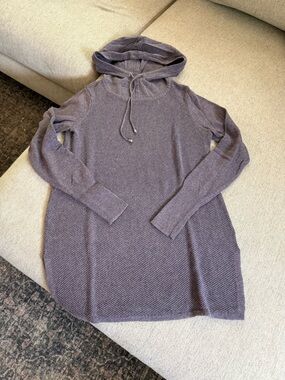 Lightweight Pullover